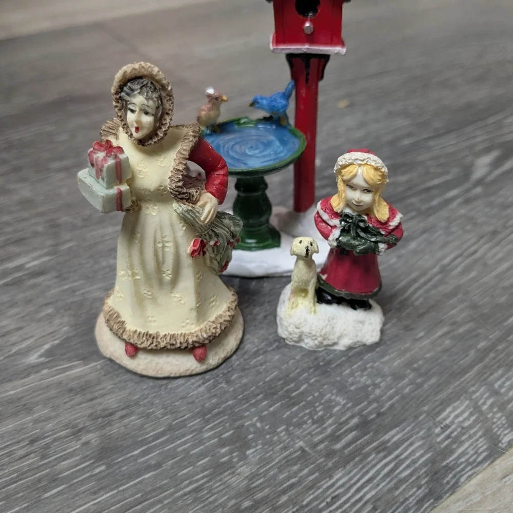 Set Of 3 Vintage Christmas Figurines In Good Used Condition